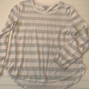Liz Claiborne Striped Long Sleeve High Low Top